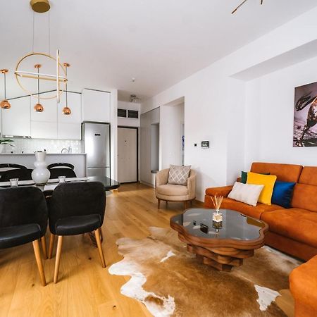 Mikonos Apartman Surčin Exteriör bild